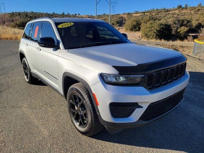 2024 Jeep Grand Cherokee Altitude