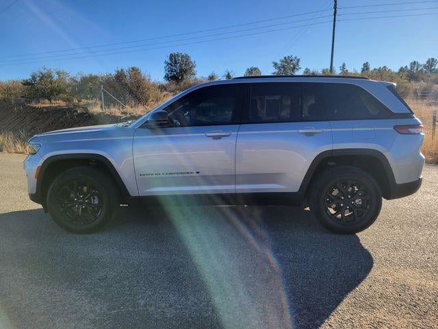 2024 Jeep Grand Cherokee Altitude