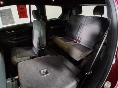 2024 Jeep Grand Cherokee L Laredo