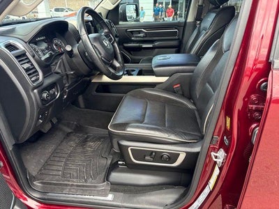 2022 RAM 1500 Laramie Crew Cab 4x4 5'7" Box