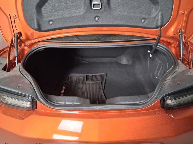 2024 Chevrolet Camaro 1LT - Photo 12