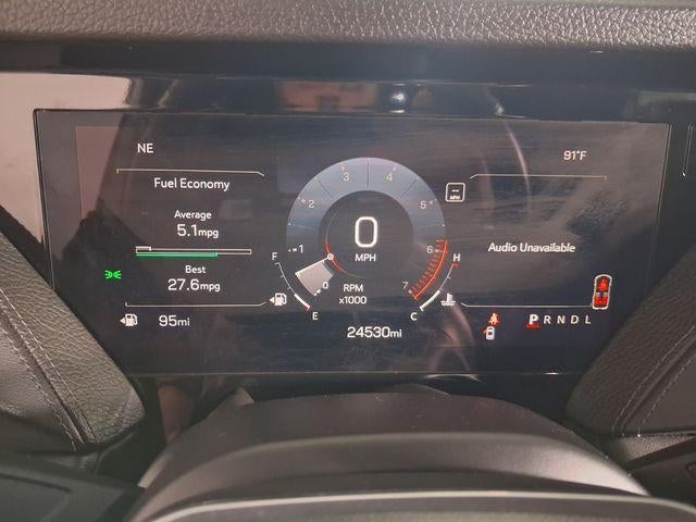 2025 GMC Yukon XL Denali - Photo 19