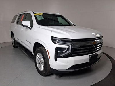 2025 Chevrolet Suburban LT