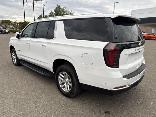 2025 Chevrolet Suburban LT - Photo 7