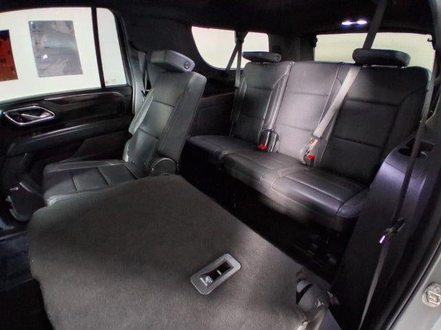 2023 Chevrolet Suburban LT - Photo 11