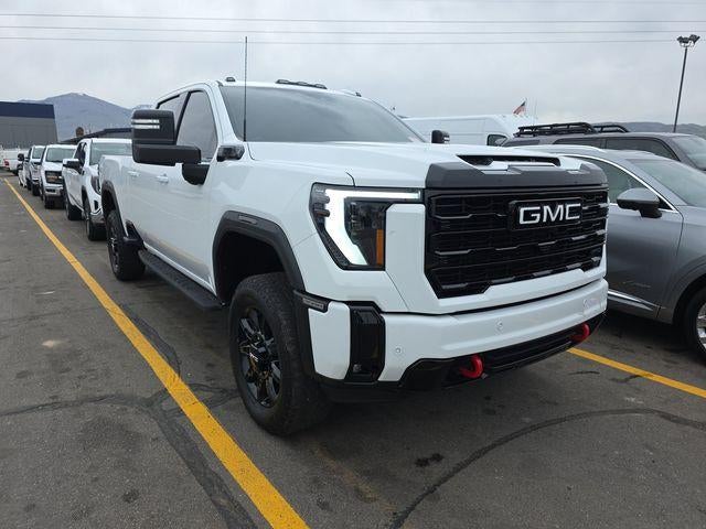 2025 GMC Sierra 3500 HD AT4