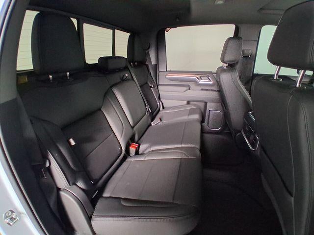 2026 GMC Sierra 3500HD Denali - Photo 16