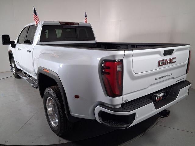 2026 GMC Sierra 3500HD Denali - Photo 6
