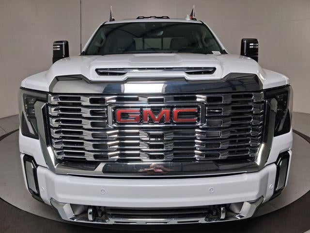 2026 GMC Sierra 3500HD Denali - Photo 8