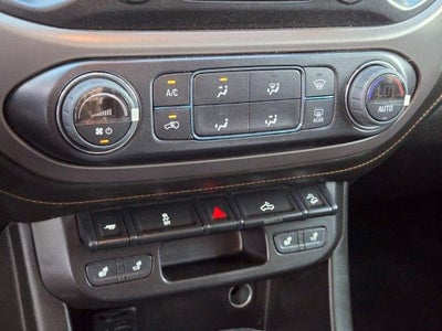 2021 GMC Canyon 4WD AT4 w/Cloth