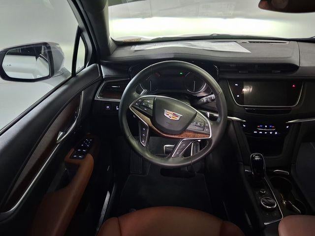 2025 Cadillac XT5 Sport