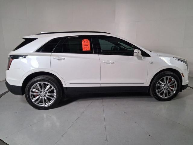 2025 Cadillac XT5 Sport