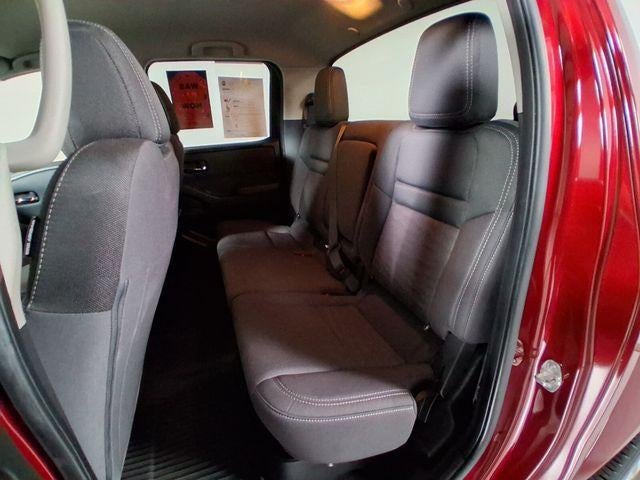 2024 Nissan Frontier Crew Cab SV 4x2