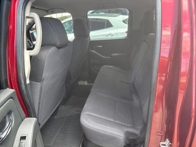 2024 Nissan Frontier Crew Cab SV 4x2