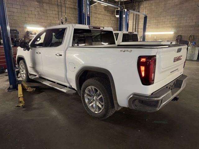 2021 GMC Sierra 4WD Crew Cab Short Box SLT's photo