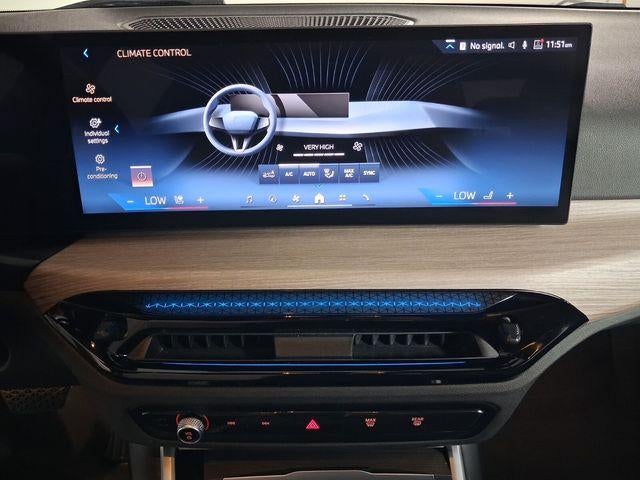 2025 BMW 3 Series 330i