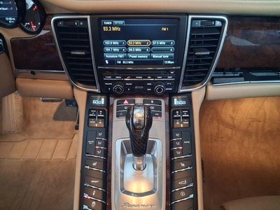 2012 Porsche Panamera Base