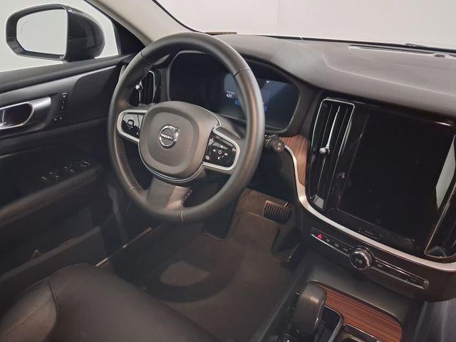 2025 Volvo V60 Cross Country Plus, B5 AWD Gas (mild hybrid)