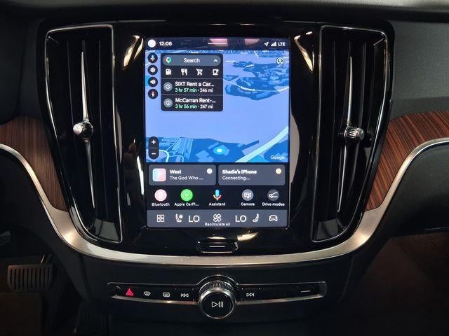 2025 Volvo V60 Cross Country Plus, B5 AWD Gas (mild hybrid)