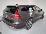 2025 Volvo V60 Cross Country Plus, B5 AWD Gas (mild hybrid)