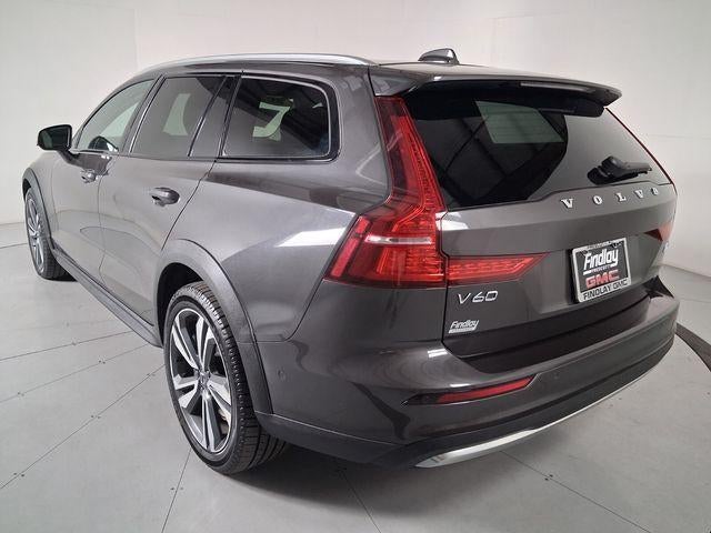 2025 Volvo V60 Cross Country Plus, B5 AWD Gas (mild hybrid)
